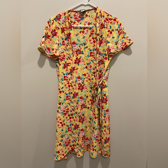 J. Crew Dresses & Skirts - J. Crew EUC yellow floral dress 6